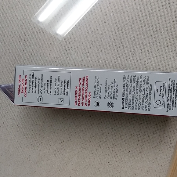 NIB L'OREAL REVITALIFT HYALURONIC ACID EYE SERUM WITH CAFFEINE - Picture 2 of 6